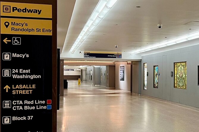 Holiday Walking Tour: Underground Chicago via the Pedway - Start at Swissotel Chicago, Then Learn the Pedway in Real Time