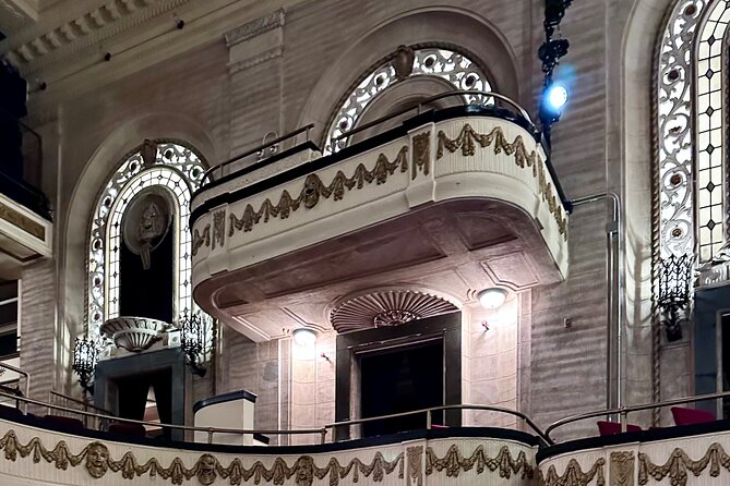 Inside Tour of Chicago’s Fine Arts Building - What you’ll see on the artist and craft stops inside