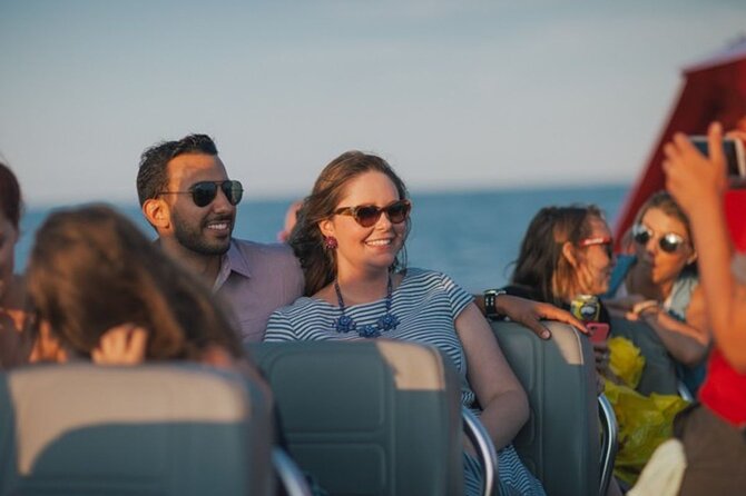 Lake Michigan 30-Minute Speedboat Ride - How the Stops Work Without Feeling Like a Detour