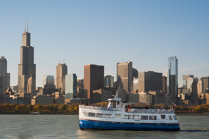 Lake Michigan Skyline Cruise in Chicago - Getting Onboard at Navy Pier, and Why That Starting Spot Helps