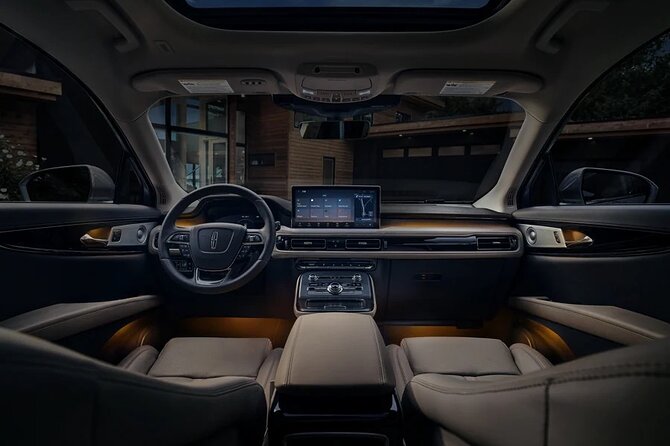 Luxury Sedan O'Hare/Midway Airport (Curbside) <-> Chicago Ony Way - Your booking details: what you must send