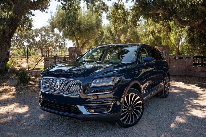 Luxury Sedan O'Hare/Midway Airport (Curbside) <-> Chicago Ony Way - From booking to curbside contact: how the service is supposed to run