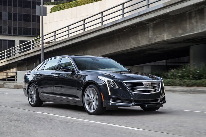 Luxury Sedan O'Hare/Midway Airport (Curbside) <-> Chicago Ony Way - What you actually get in the luxury sedan price