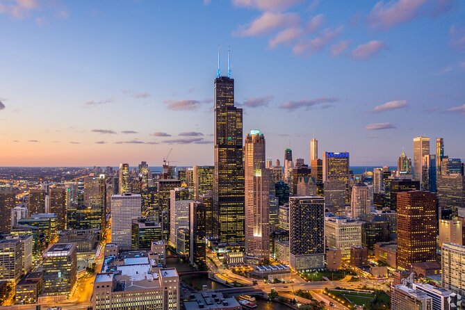 Luxury SUV 4 Hour Sightseeing Tour - How the private SUV charter changes Chicago sightseeing