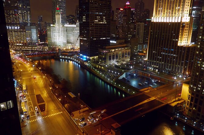 Luxury SUV 4 Hour Sightseeing Tour - Custom stops that let you tailor the Loop and Lakefront