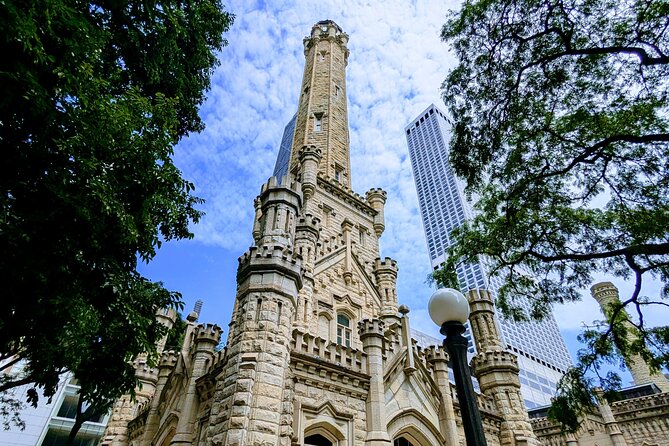 Magnificent Mile Scavenger Hunt: Chicago Walking Tour and Game - Key highlights before you start