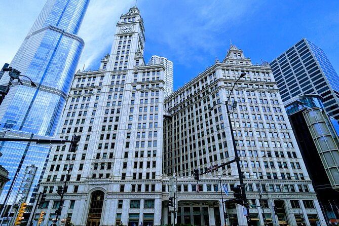 Magnificent Mile Scavenger Hunt: Chicago Walking Tour and Game - Duration, distance, and how to plan your timing