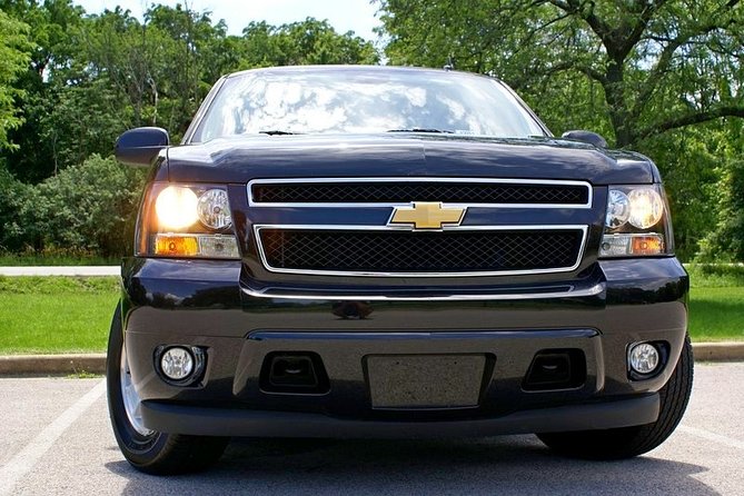 O'Hare Airport Transfer to Chicago, Curbside - Luxury SUV - Clean car, on-time driver, professional approach