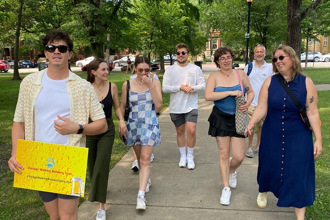 Oktoberfest Walking Brewery Tour in Logan Square - The guide role: history facts, beer picks, and real neighborhood energy