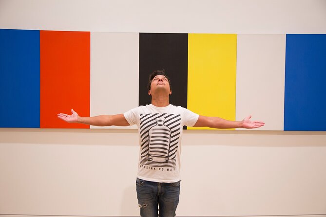Photo Shoot and Art Walk at The Art Institute in Chicago - Who should book this tour, and who should skip it