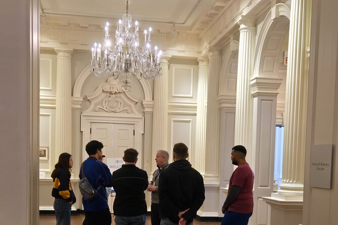 Private Chicago History Museum Tour - What you’ll see: Fire, Lincoln, fashion, photos, and dioramas