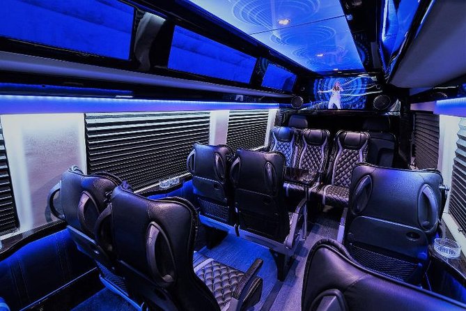 Private Chicagoland One-Way Transfer by Mercedes Sprinter - Getting picked up at OHare, without the stress spiral
