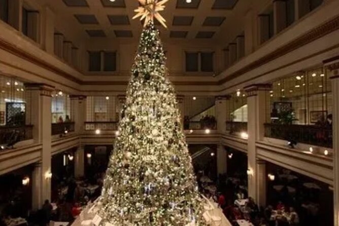 Private Holiday City Tour - Key highlights from this private holiday loop