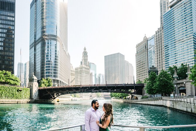 Private Photography Session with Local Photographer in Chicago - North Avenue Beach: light, openness, and classic Chicago views