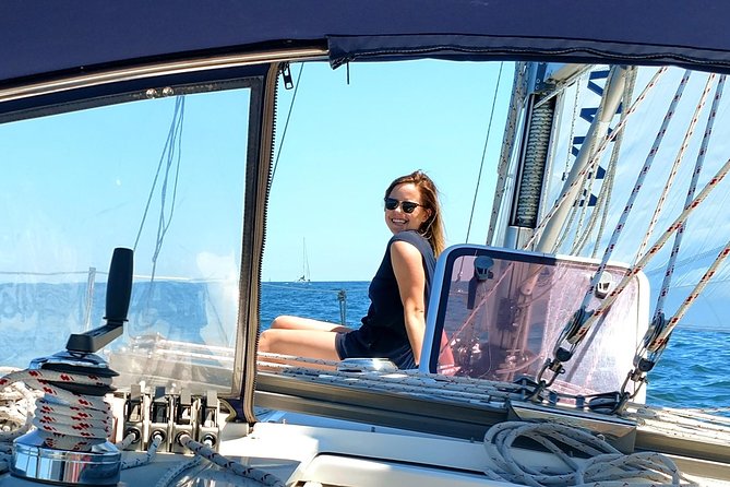 Private Sailing on Beautiful Lake Michigan - Navy Pier, Chicago - Practical value: what $566.82 for up to six really buys you