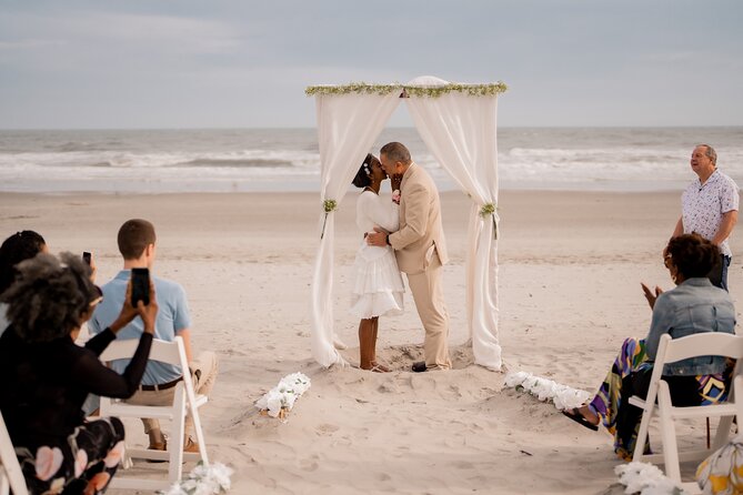 Private Vacation Photoshoot with Photographer in Chicago - Price and Value: Is $154.83 Per Person Worth It?