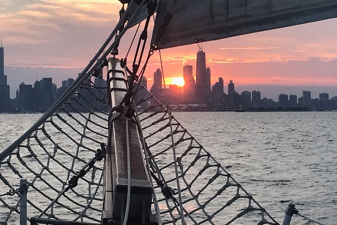 Sail on Tall Ship Windy, join us for our "Chicago Skyline Sail" - Your two-stop flow: sailing views, then dock-side skyline time