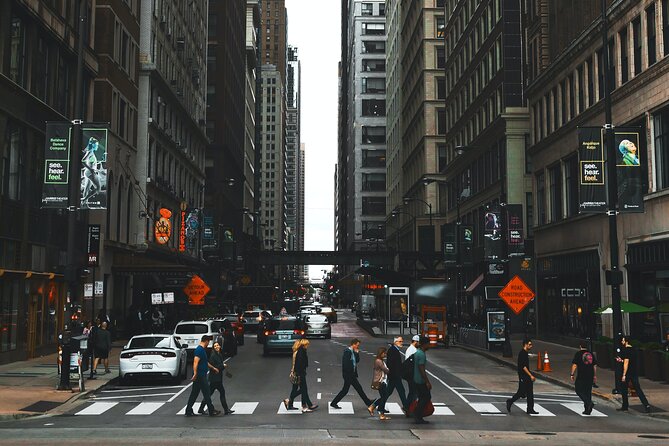 Secrets of Lincoln Square: Self-Guided Puzzle Quest in Chicago - What You Actually Do: Questo App, Clues, and Your Own Pace