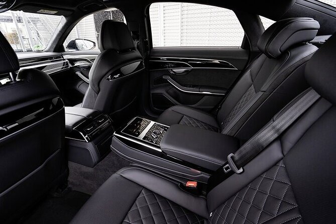 Sedan Transfer from Chicago to O'Hare (ORD) & Midway (MDW) - The ride experience: comfort you feel immediately