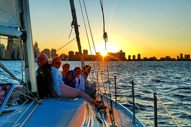 Serene Private Sunset Sail on Lake Michigan - Navy Pier, Chicago - Navy Pier and the Skyline Views Most People Miss