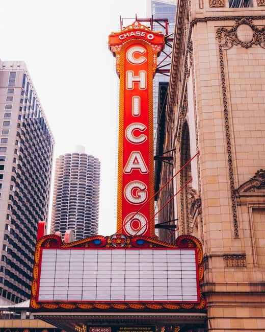 The Chicago Theatre Tour Experience - Chicago Theatre Tour at a Glance