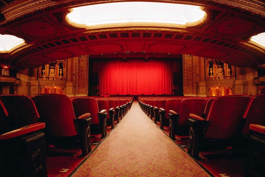The Chicago Theatre Tour Experience - Why This Tour Feels Worth the $30 Ticket