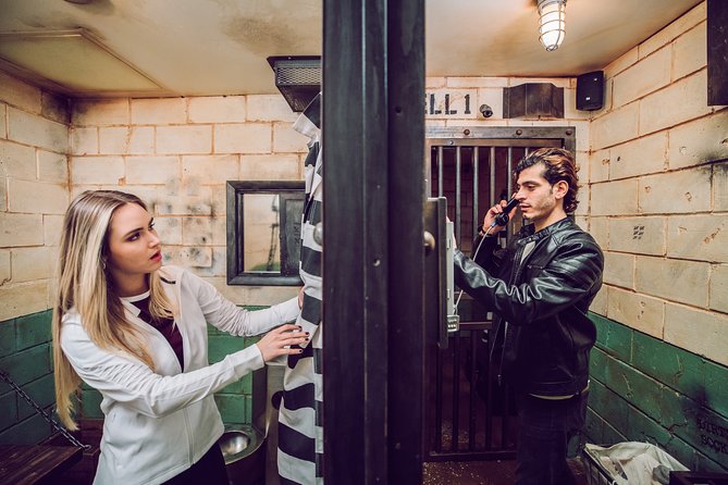 The Escape Game Chicago: Epic 60-Minute Adventures in River North - Shared rooms: small group size, possible mixing