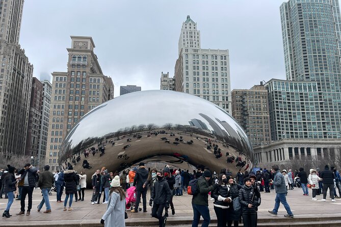 The Loop, River North and Chicago’s Theater District: A Self-Guided Audio Tour - The Loop and Theater District, in a tight 2 to 2.5 hour audio route
