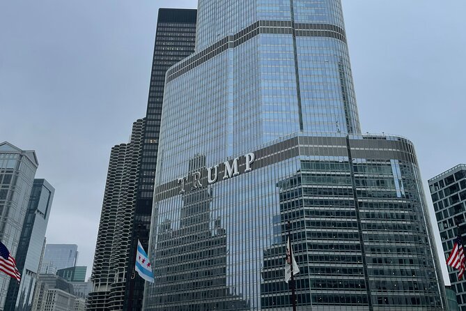 The Loop, River North and Chicago’s Theater District: A Self-Guided Audio Tour - Chicago Theatre neon and Daley Plaza’s Picasso baboon