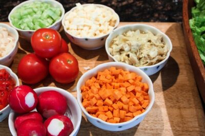 Traveling Spoon Chicago-Style Deep Dish Pizza Private Online Cooking Class