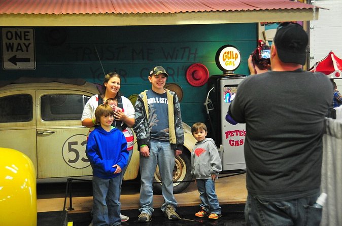 Volo Auto Museum: Admission Ticket - Getting Around on Foot: Shoes, Patience, and Clear Expectations