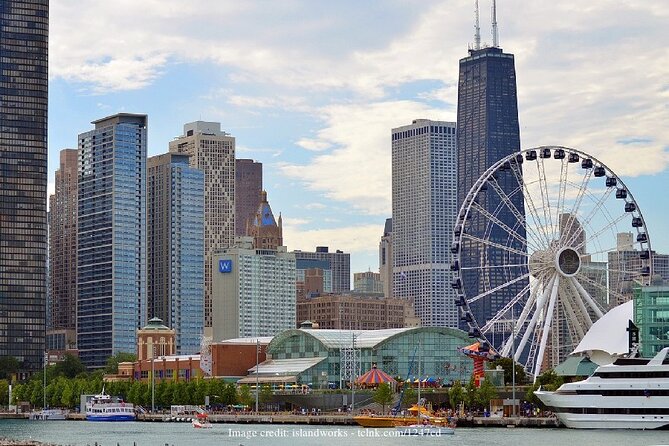 Welcome to Chicago: Private Half-Day Tour with 360 Observation Deck - Who should book this tour, and who might want something else