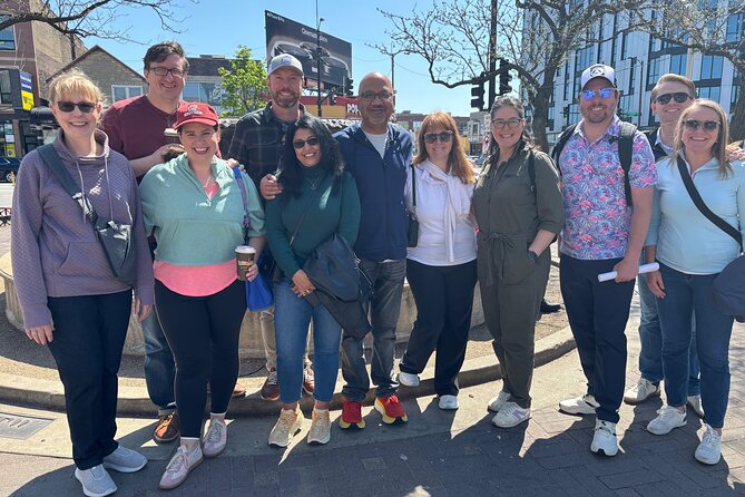 Wicker Park Walking Tour History Trivia and Local Flavors - Why this Wicker Park walk feels like a neighborhood game night